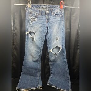 American Eagle Favorite Boyfriend Distressed Flare Jeans – Women’s Size 8